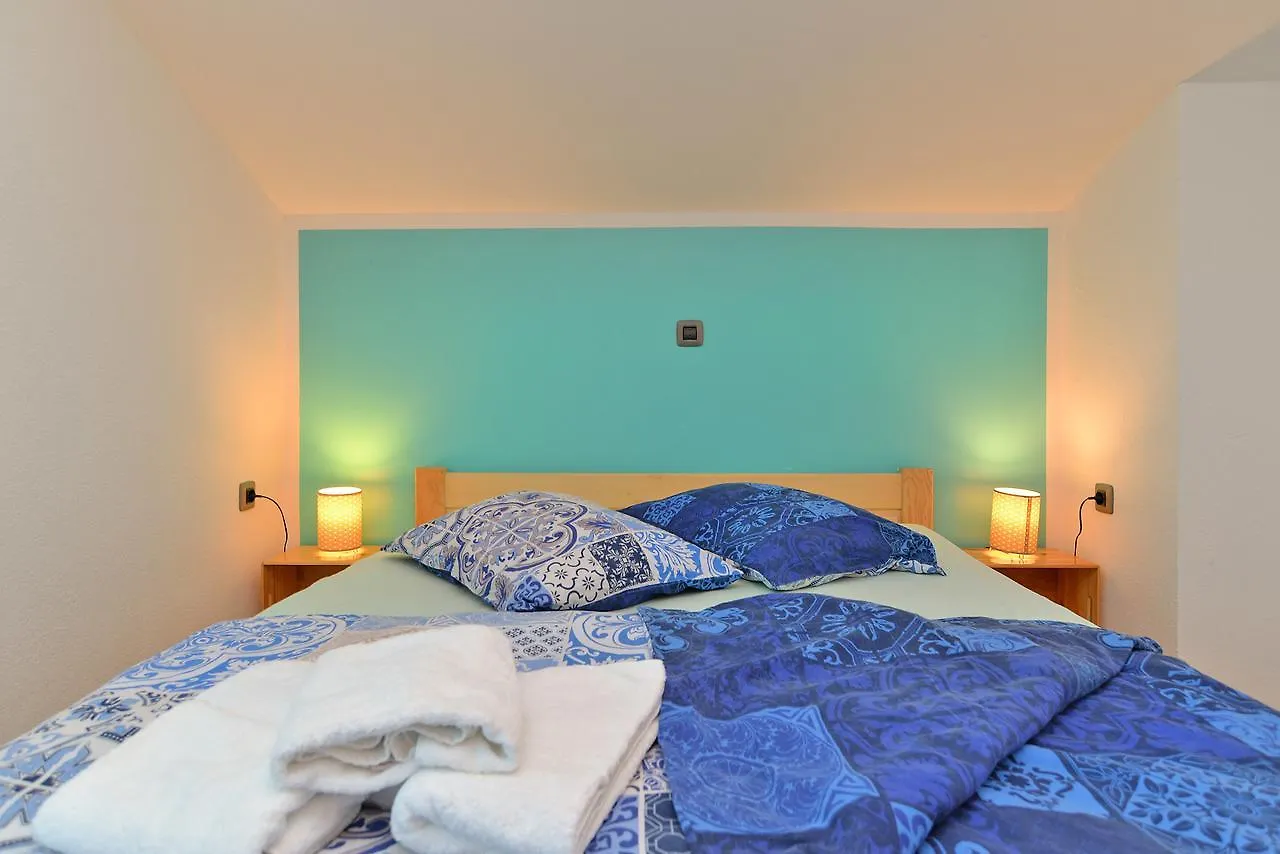 Apartments Dino 1355 Πούλα Κροατία