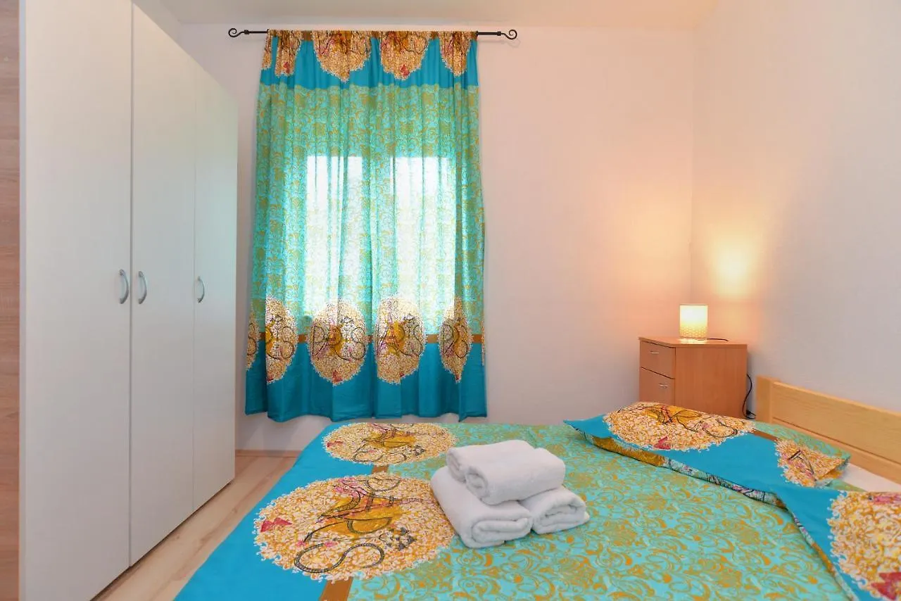 Apartments Dino 1355 Πούλα Κροατία